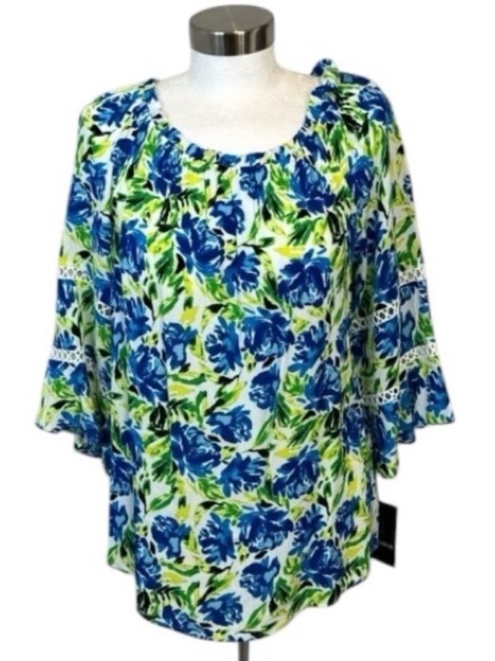IN Studio blouse floral crinkle elastic neck lace trim bell sleeves pleat fabric